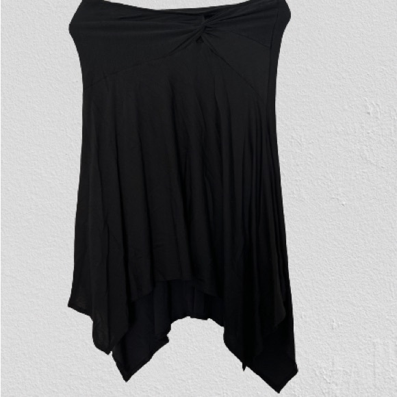 Dresses - Picture 2 of 12